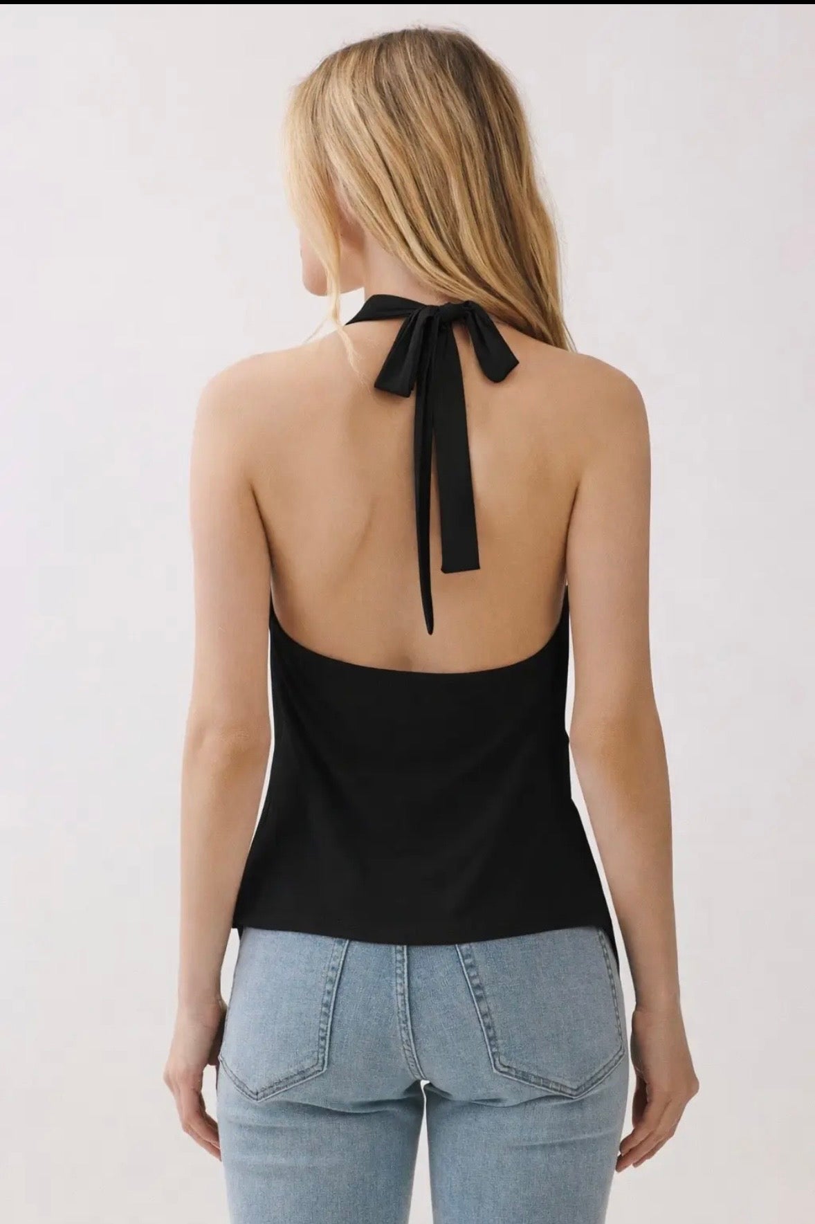 Pretty Front Twist Halter Top